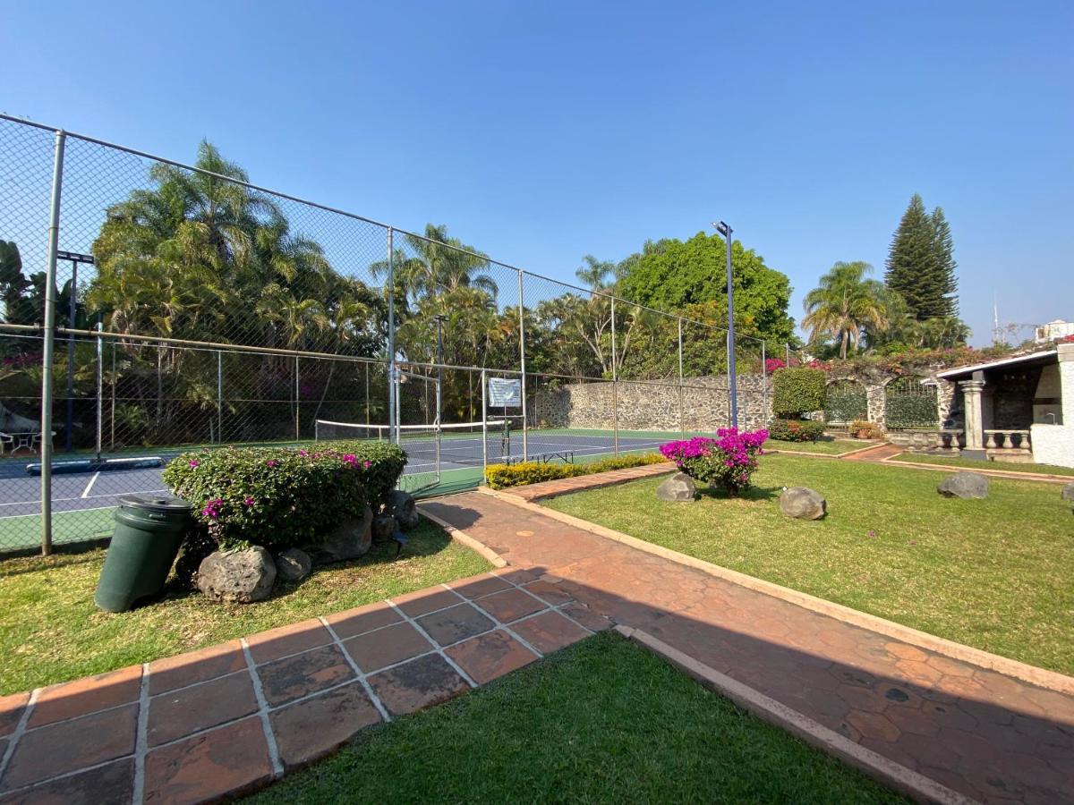 Bed & Tennis - Vista Hermosa Cuernavaca Bagian luar foto