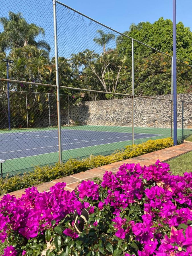 Bed & Tennis - Vista Hermosa Cuernavaca Bagian luar foto